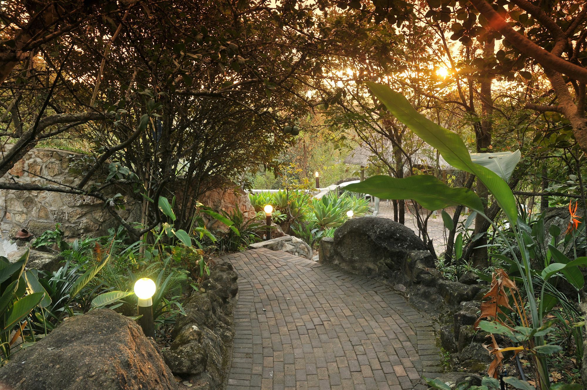 Bed and Breakfast Sunset Manor Mbombela Exterior foto